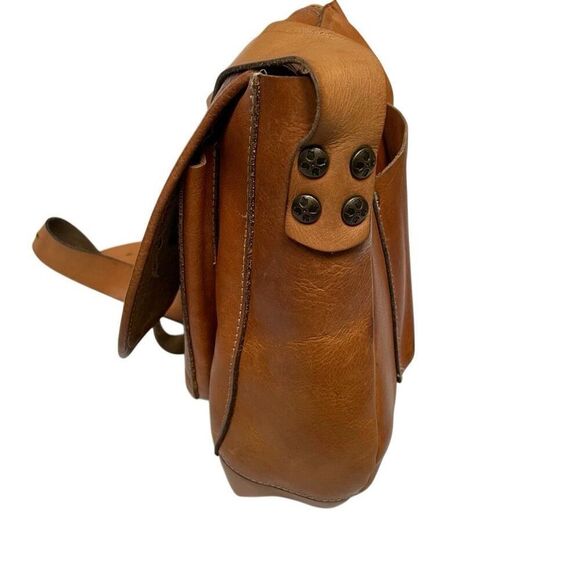 Patricia Nash Vintage Patch leather saddle bag Nepali Coast Hawaii suede inside - Picture 9 of 16